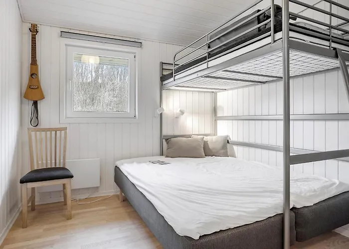 3 Bedroom Amazing In Сasa de vacaciones Spottrup